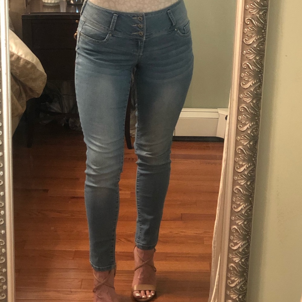 🤫 padded booty skinny jeans